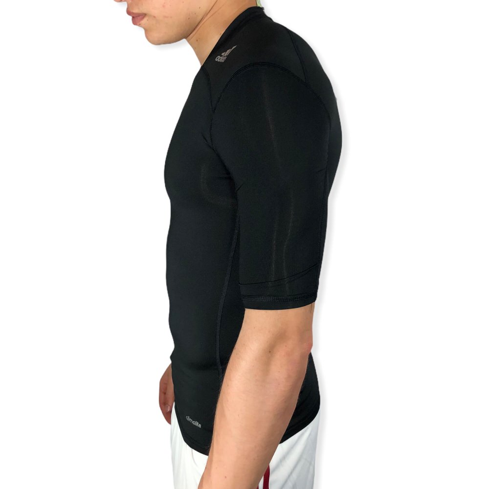 REMERA TECHFIT BASE