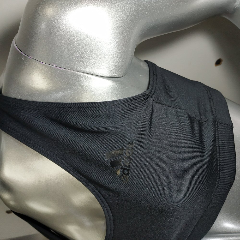 TOP ESS CLIMA WMNS NEGRO/18