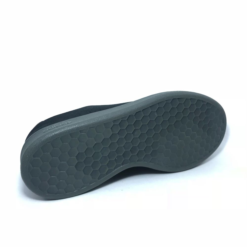 ADVANTAGE NEGRO/GRIS/19