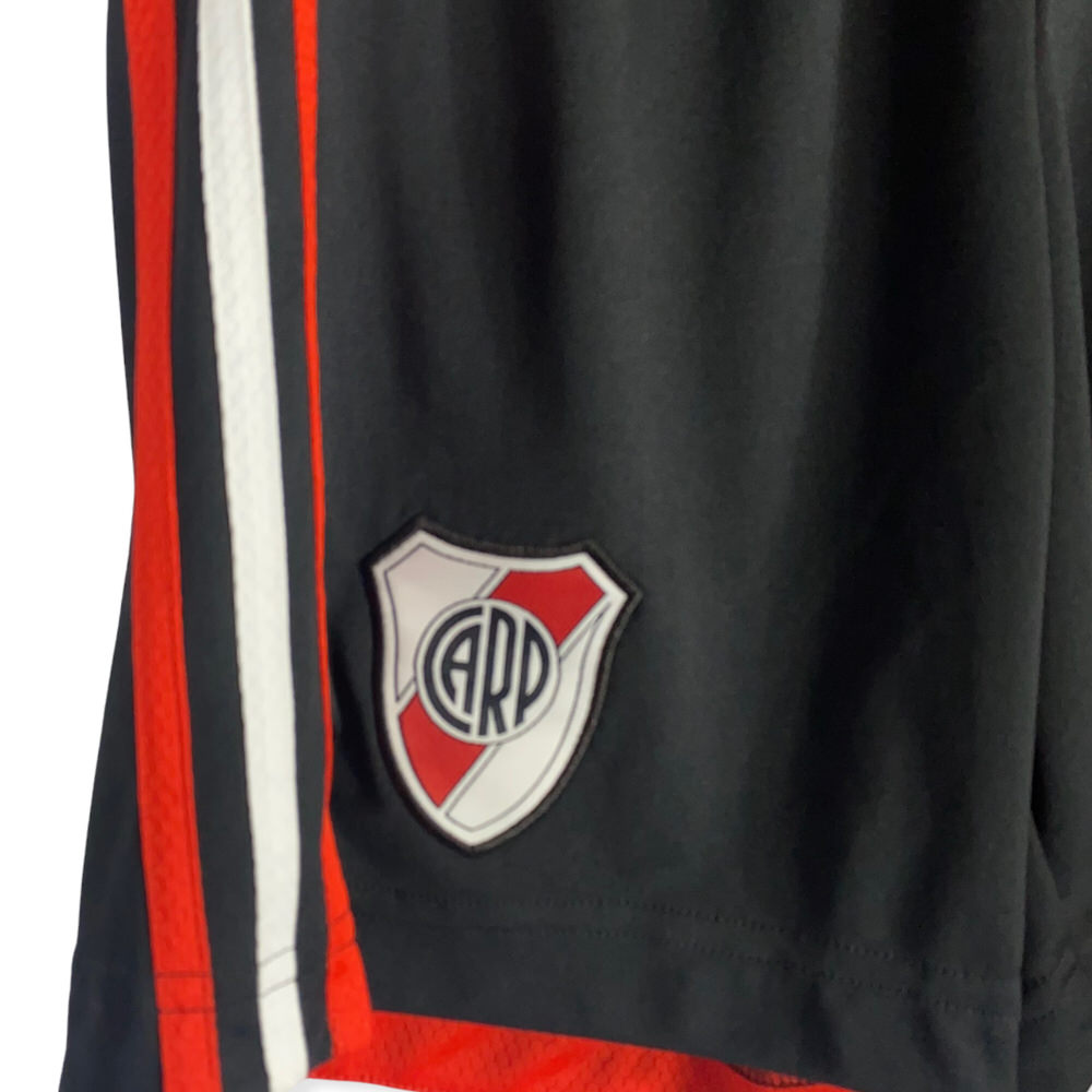 SHORT RIVER PLATE JR NEGRO