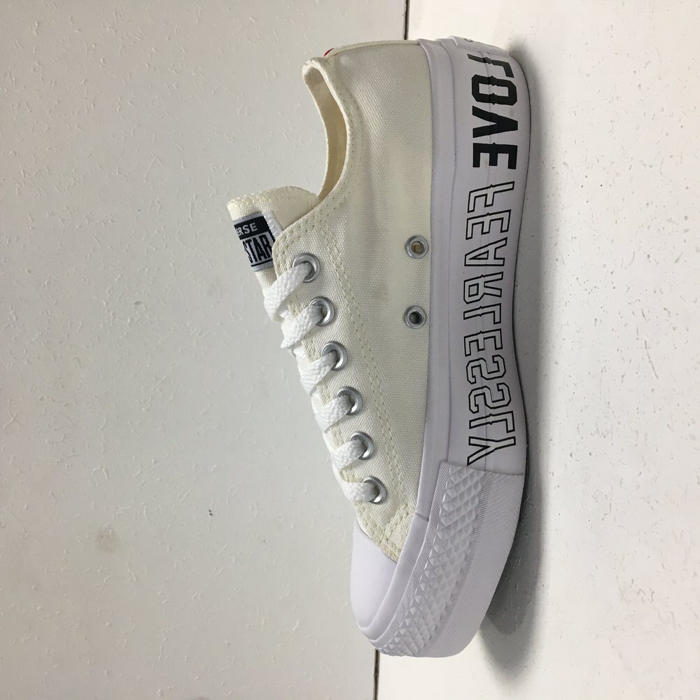 CHUCK TAYLOR LIFT OX CREMA LOVE/20