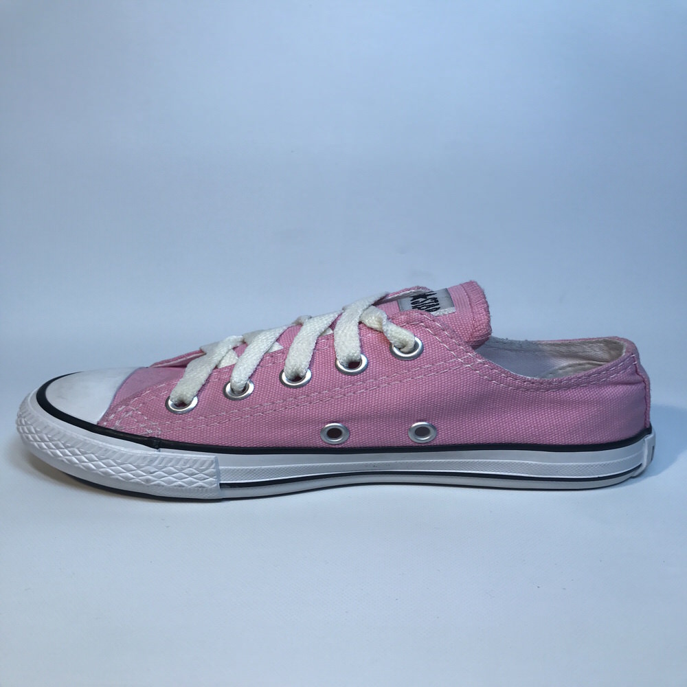 CHUCK TAYLOR OX BABY PINK