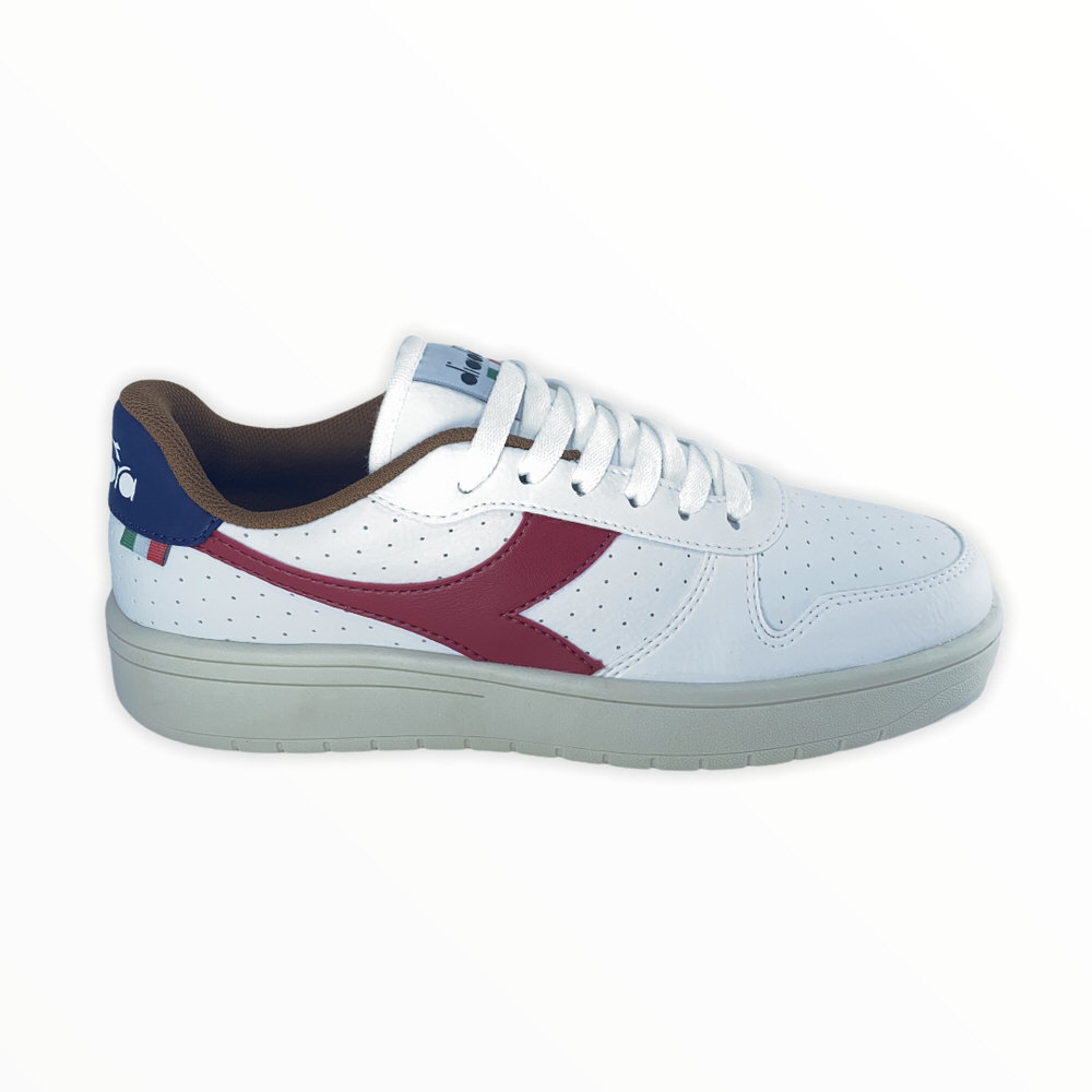PLUS L BLANCO WHINE