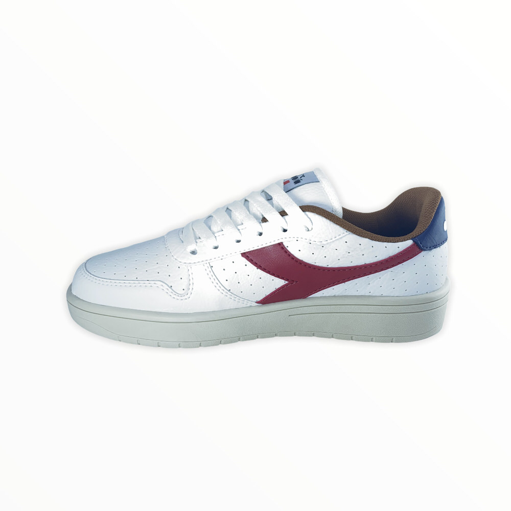PLUS L BLANCO WHINE