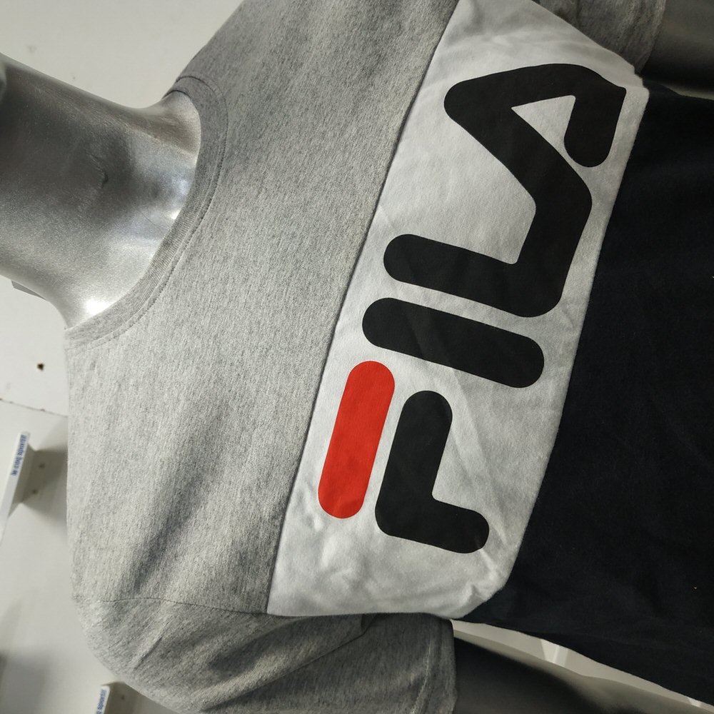 REMERA MASC GRIS/19