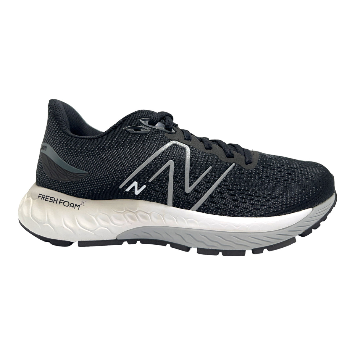 RUNNING M880 NEGRO BLANCO