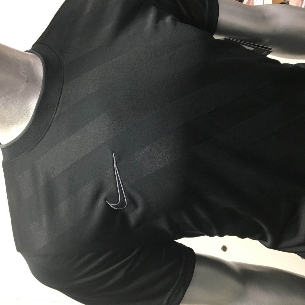 REMERA DRY BLACK/19