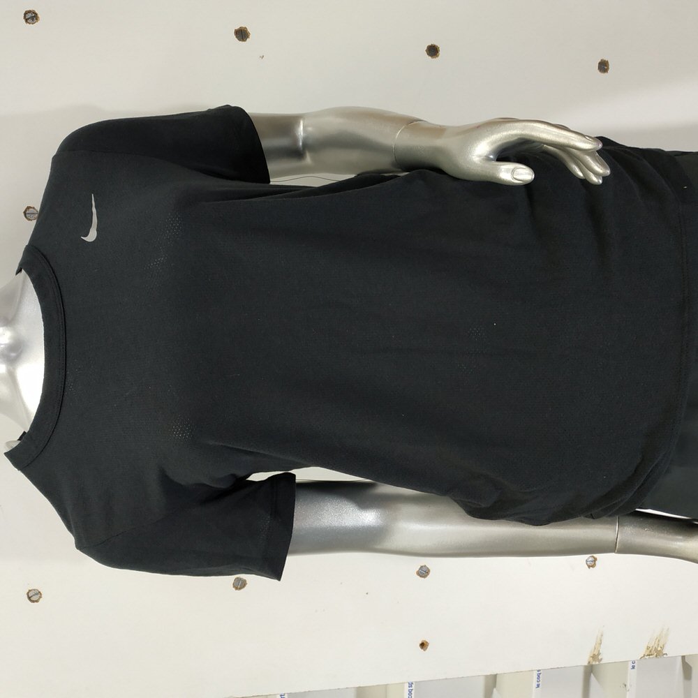 REMERA WMNS ESC .ATRAS NEGRO/19