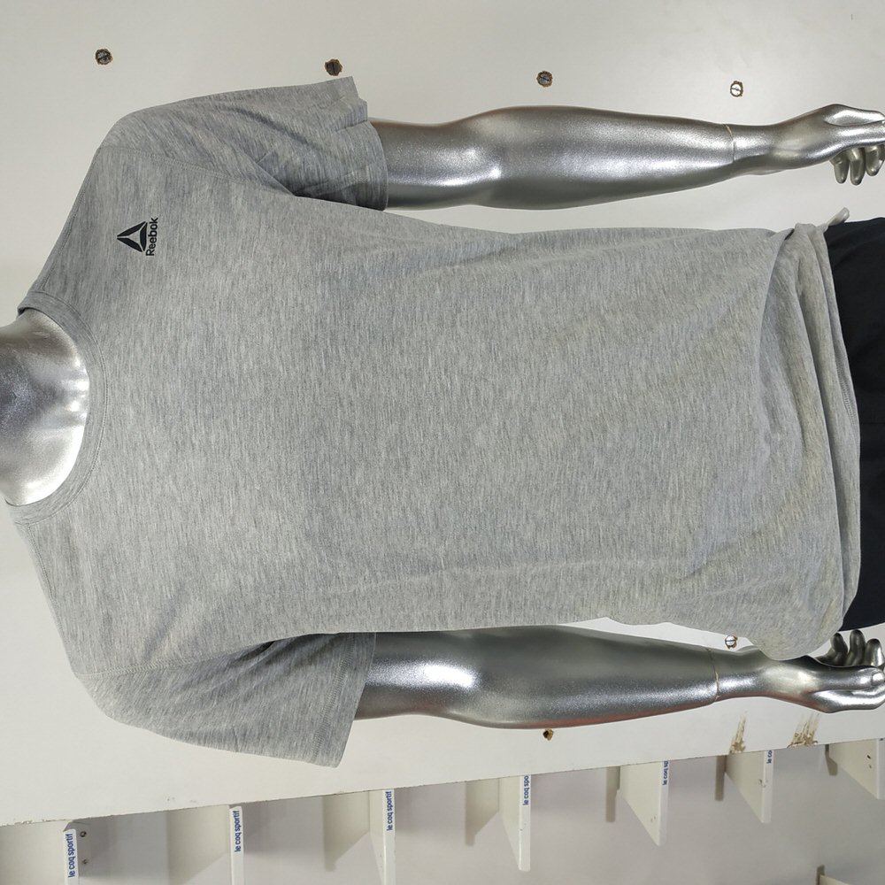 REMERA SUPREMIUM GRIS/19