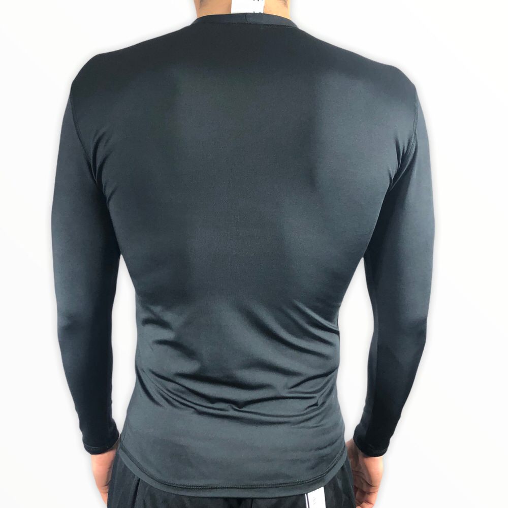 REMERA TERMICA NEGRO